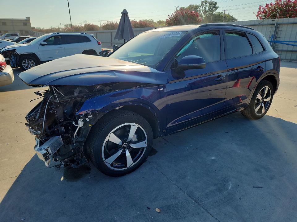 AUDI Q5 2023 with VIN WA1FAAFY6P2168552 - Photo from auction
