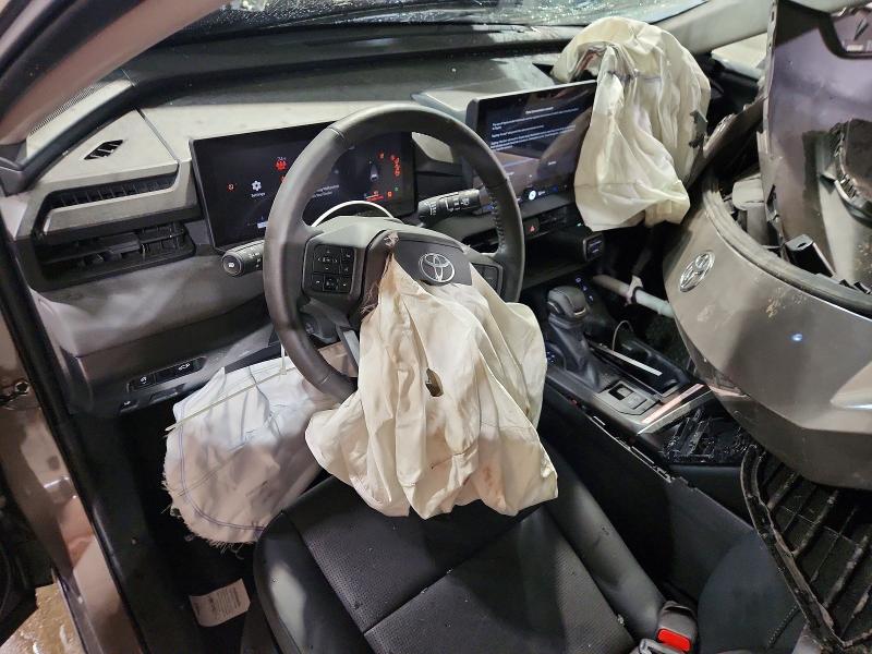 Photo 8 from auction – 2026 TOYOTA RAV4 with VIN 2T36CRAV4TC008765