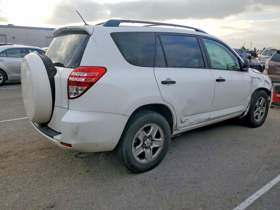 Снимка 3 от търг – 2010 TOYOTA RAV4 с VIN JTMZF4DV8AD025161