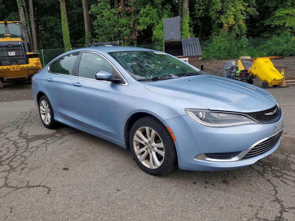 Photo 4 from auction – 2015 CHRYSLER 200 with VIN 1C3CCCAB1FN671179