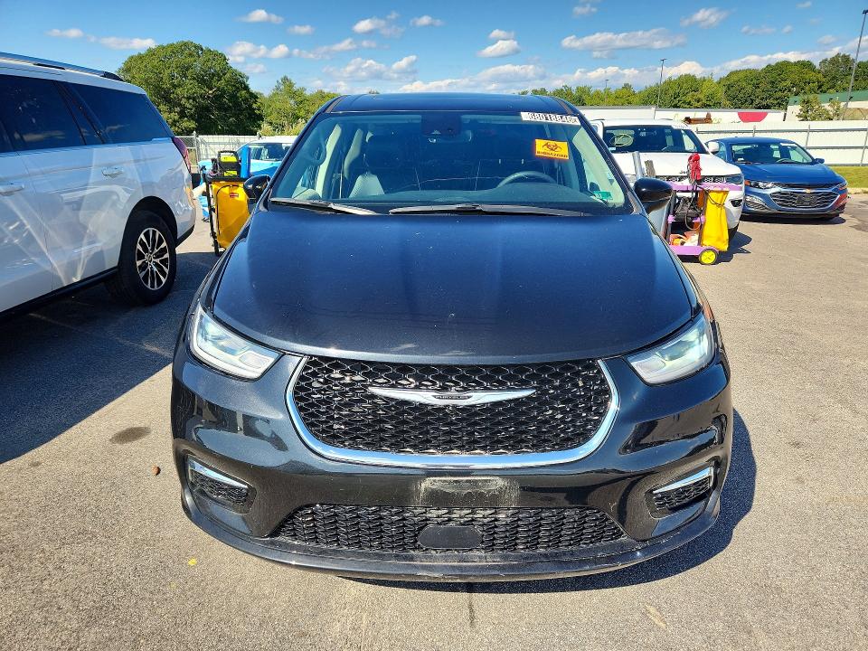 Photo 5 from auction – 2024 CHRYSLER PACIFICA with VIN 2C4RC1GG7RR101594