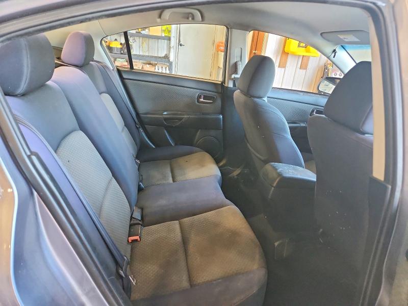 Снимка 10 от търг – 2005 MAZDA 3 с VIN JM1BK12F951316220