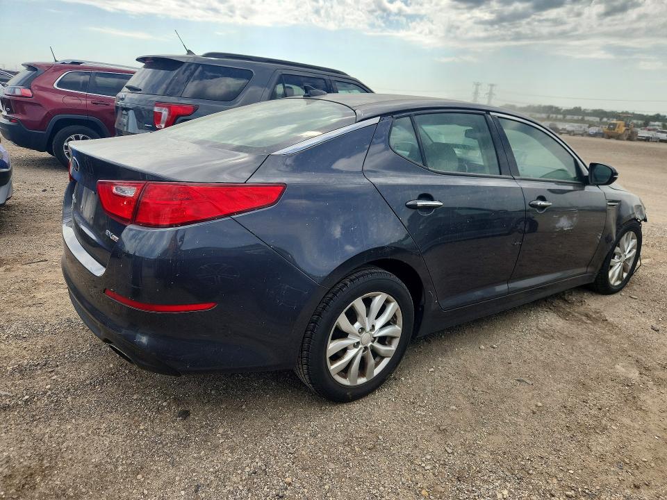Photo 3 from auction – 2015 KIA OPTIMA with VIN 5XXGN4A73FG482389