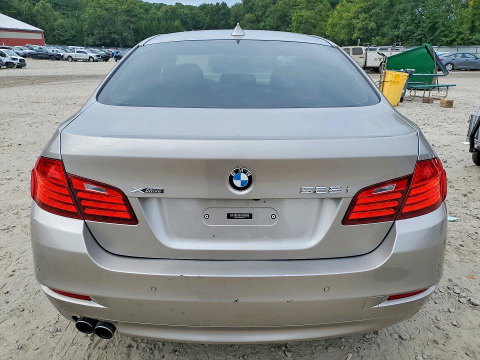 Zdjęcie 6 z aukcji – 2014 BMW 528 z VIN WBA5A7C52ED615181