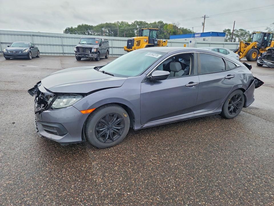 HONDA CIVIC 2016 with VIN 19XFC2F52GE069693 - Photo from auction