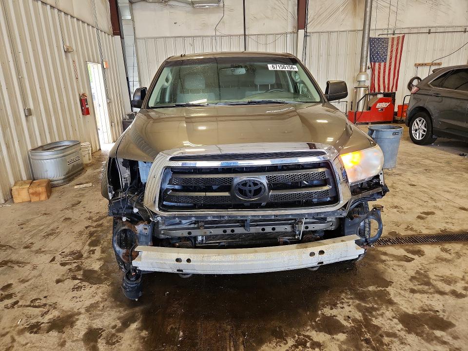 Photo 5 from auction – 2012 TOYOTA TUNDRA with VIN 5TFDM5F10CX030890