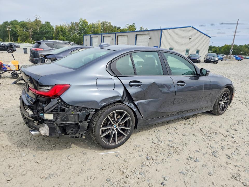 Photo 3 from auction – 2021 BMW 330XI with VIN 3MW5R7J02M8B82621