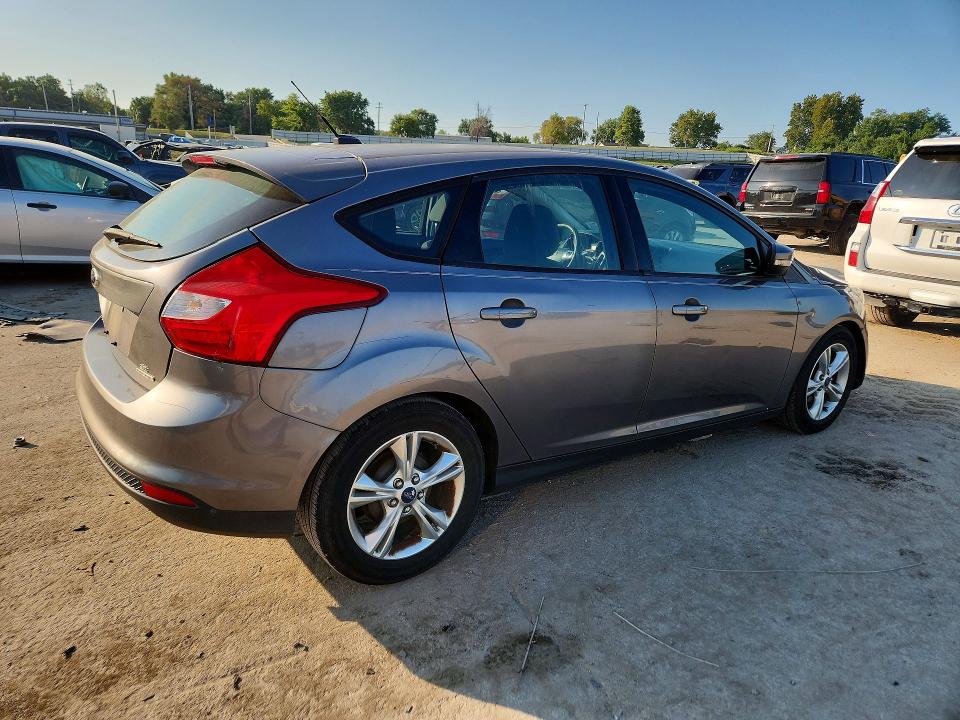 Photo 3 from auction – 2014 FORD FOCUS with VIN 1FADP3K23EL283762