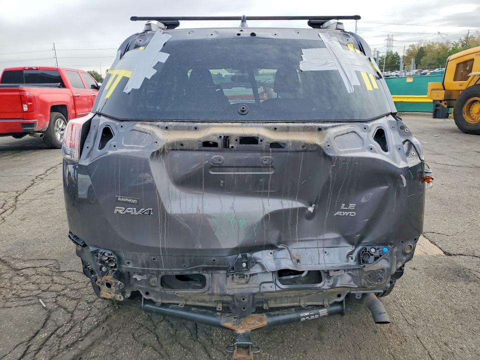 Снимка 6 от търг – 2016 TOYOTA RAV4 с VIN 2T3BFREV3GW476426