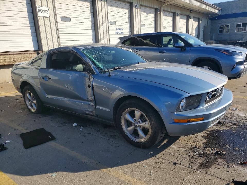 Снимка 4 от търг – 2007 FORD MUSTANG с VIN 1ZVFT80N175227218