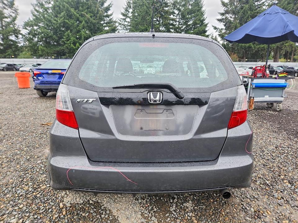 Photo 6 from auction – 2013 HONDA FIT with VIN JHMGE8H33DC002437