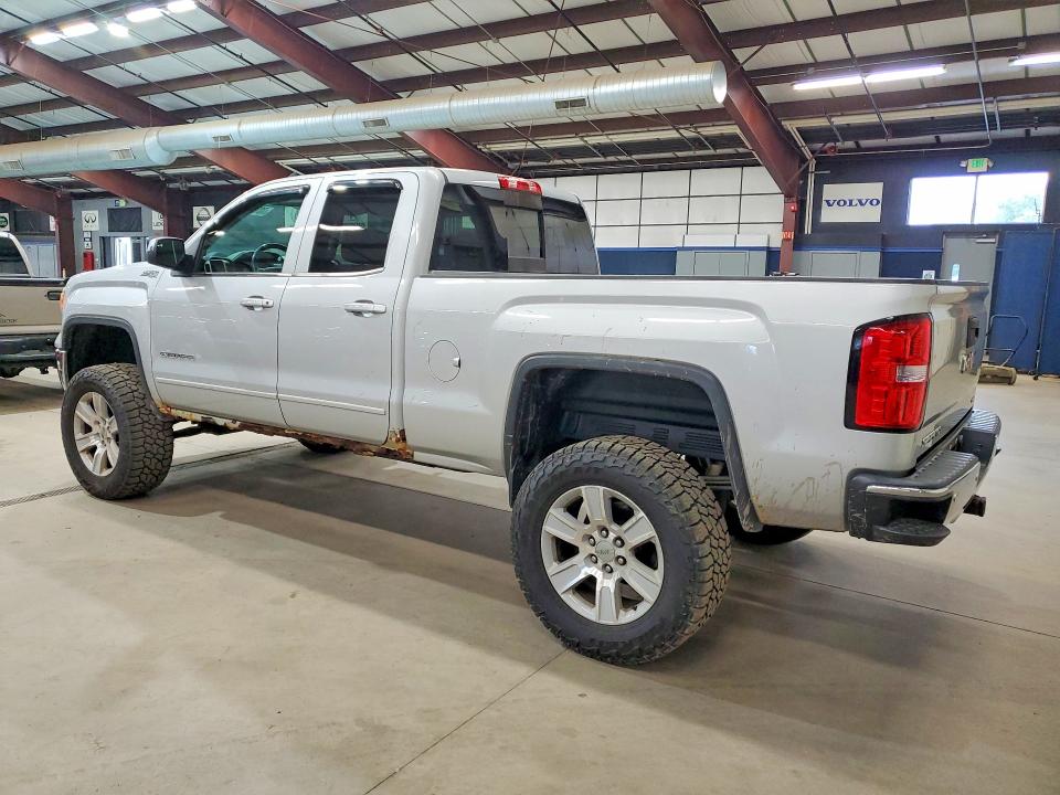 صورة رقم 2 من المزاد - 2015 GMC SIERRA مع VIN 1GTV2UEC3FZ153082