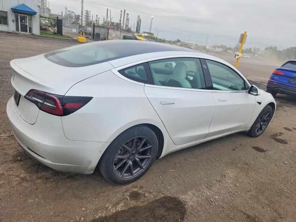 Foto 3 de la subasta – 2020 TESLA MODEL 3 con VIN 5YJ3E1EA9LF722076