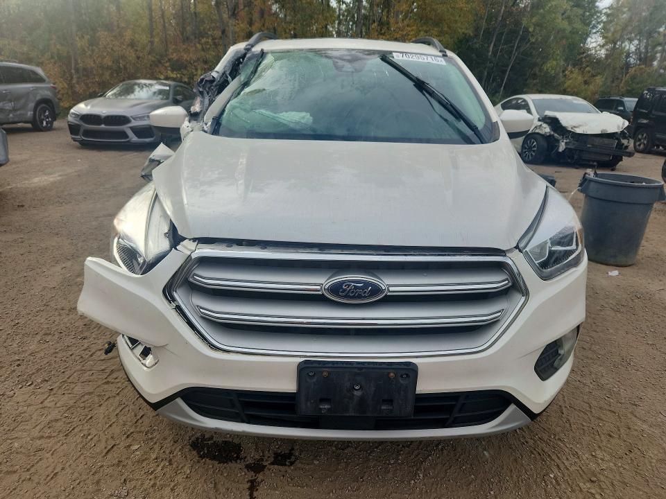 صورة رقم 5 من المزاد - 2019 FORD ESCAPE مع VIN 1FMCU0HD4KUB13577