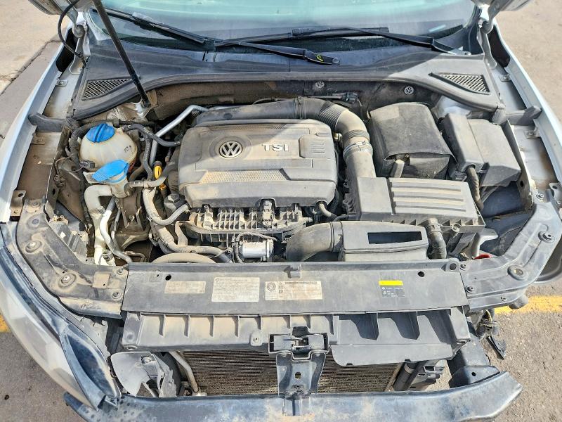 Снимка 11 от търг – 2015 VOLKSWAGEN PASSAT с VIN 1VWAT7A3XFC091876
