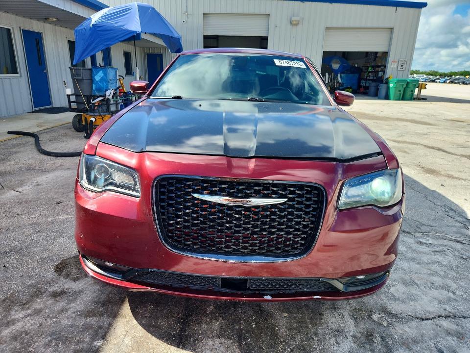 Photo 5 from auction – 2018 CHRYSLER 300 with VIN 2C3CCAGG7JH331060