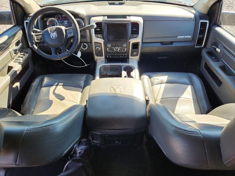 Снимка 8 от търг – 2016 RAM 3500 с VIN 3C63R3LLXGG128172