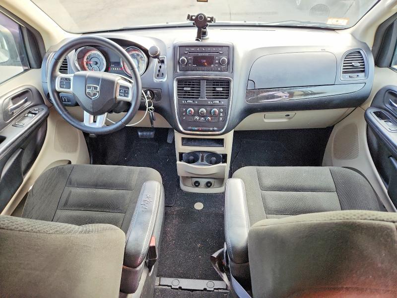 Photo 8 from auction – 2015 DODGE GRAND CARAVAN with VIN 2C4RDGBG2FR648937