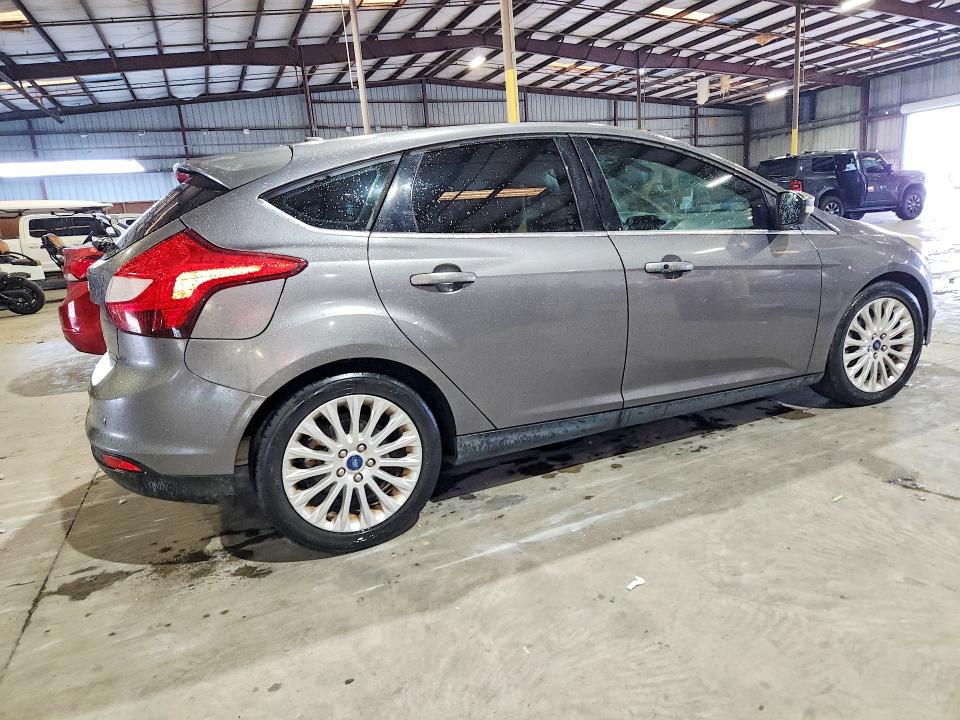 Фото 3 с аукциона – 2012 FORD FOCUS с VIN 1FAHP3N27CL444561