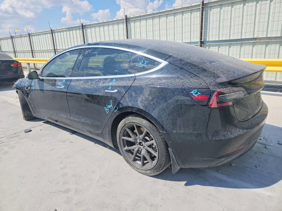 Photo 2 from auction – 2018 TESLA MODEL 3 with VIN 5YJ3E1EA0JF070283