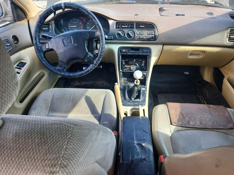 Photo 8 from auction – 1995 HONDA ACCORD with VIN 1HGCD5538SA044151