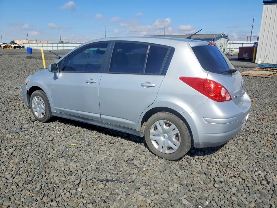 Photo 2 from auction – 2010 NISSAN VERSA with VIN 3N1BC1CP3AL359722