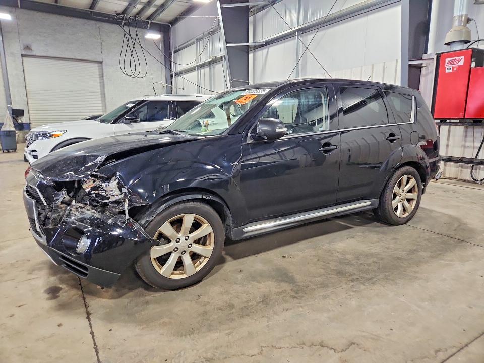 MITSUBISHI OUTLANDER 2013 с VIN JA4JT5AX0DU016423 - Снимка от търг