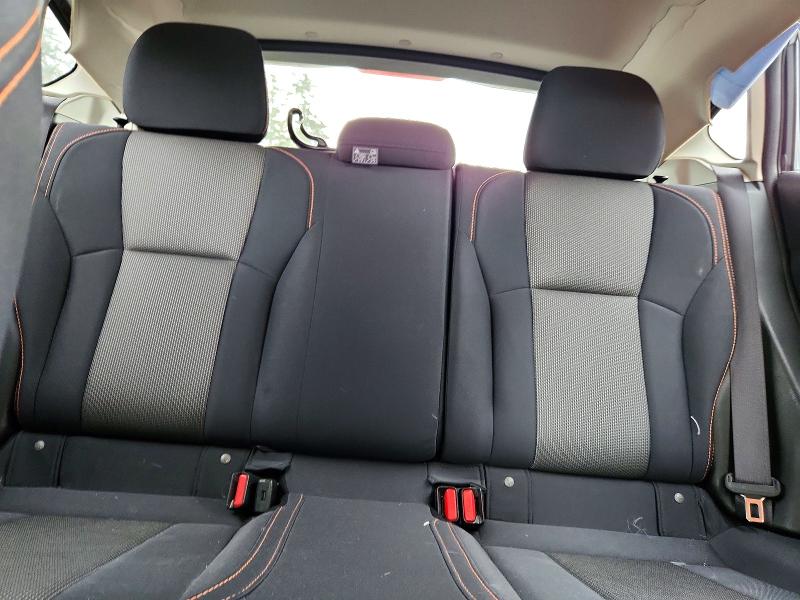 Photo 10 from auction – 2018 SUBARU CROSSTREK with VIN JF2GTADC9JH303668