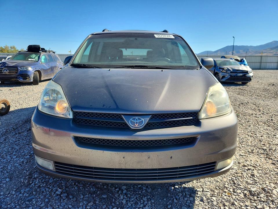 Photo 5 from auction – 2004 TOYOTA SIENNA with VIN 5TDZA22C04S200046
