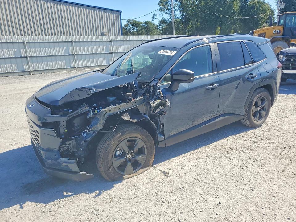 TOYOTA RAV4 2026 z numerem VIN 2T36CRAV8TC036262 - Zdjęcie z aukcji