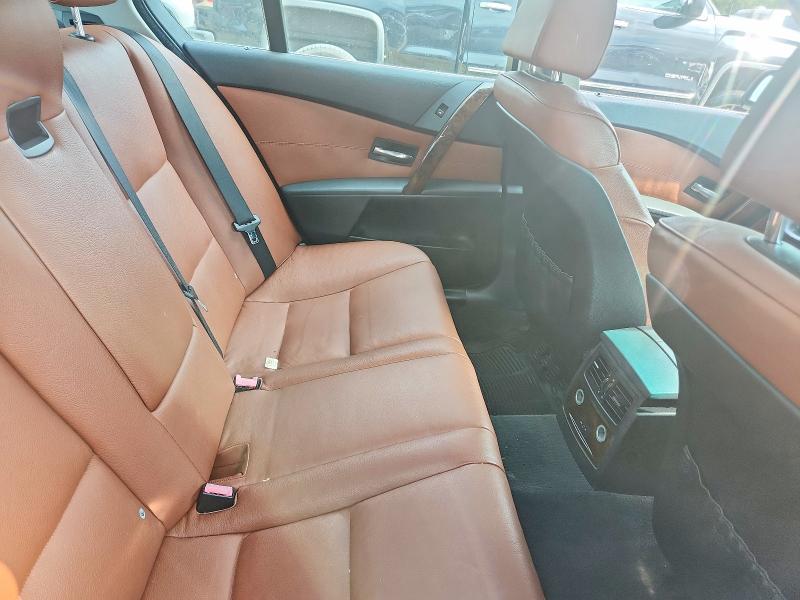 Photo 10 from auction – 2007 BMW 530 with VIN WBANF73547CU26865