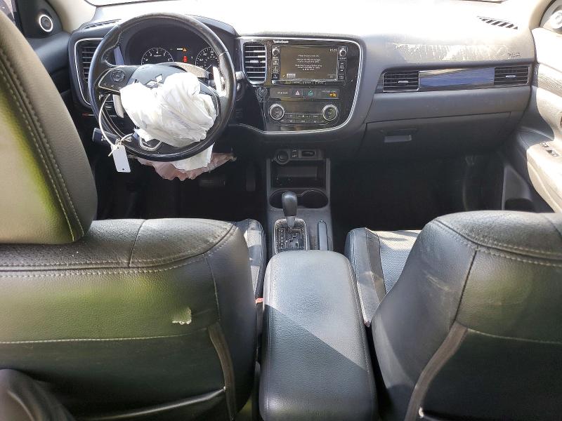 Photo 8 from auction – 2016 MITSUBISHI OUTLANDER with VIN JA4JZ4AX4GZ010320