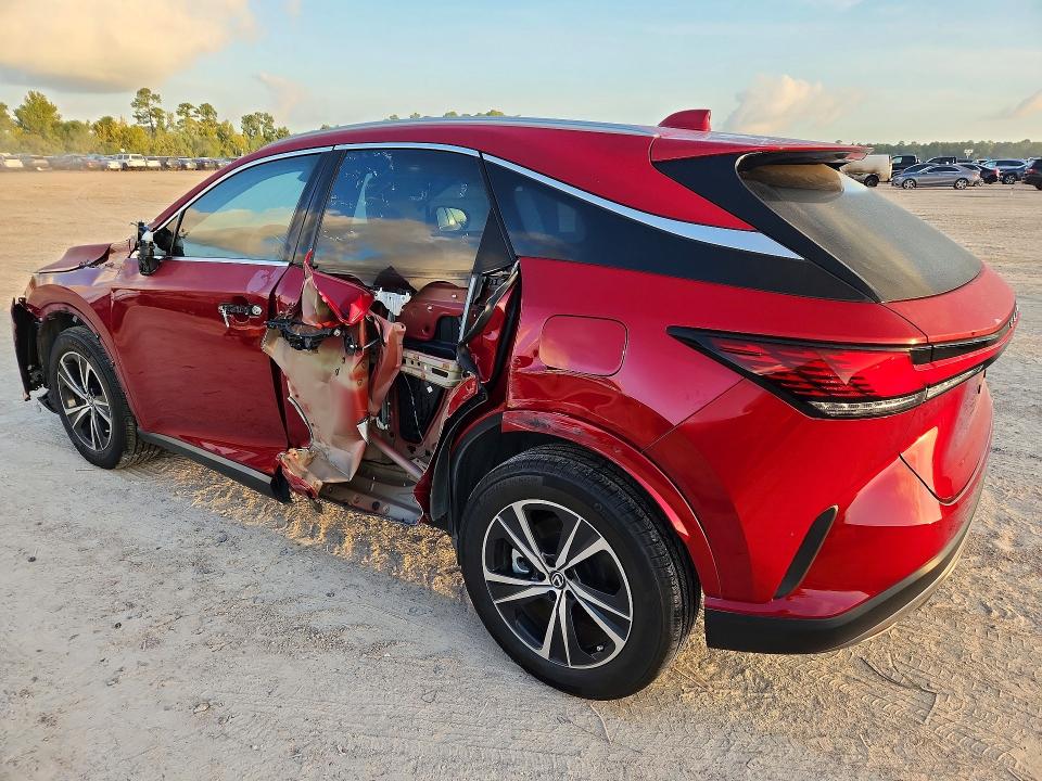 صورة رقم 2 من المزاد - 2023 LEXUS RX 350 مع VIN 2T2BAMBAXPC019735