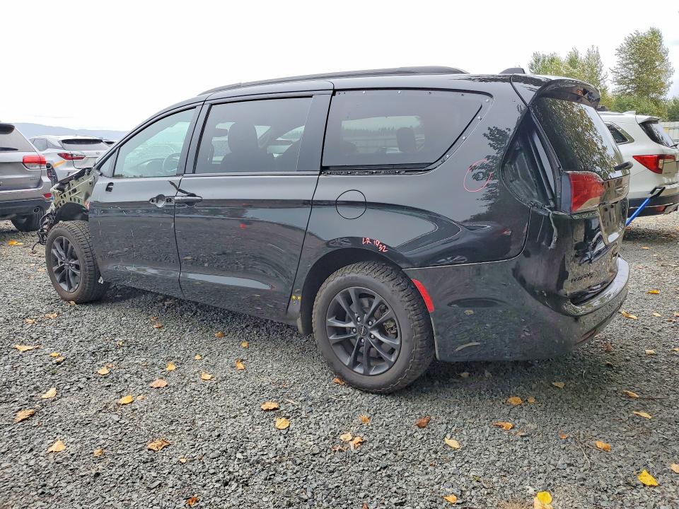 Photo 2 from auction – 2020 CHRYSLER PACIFICA with VIN 2C4RC3BG7LR275062