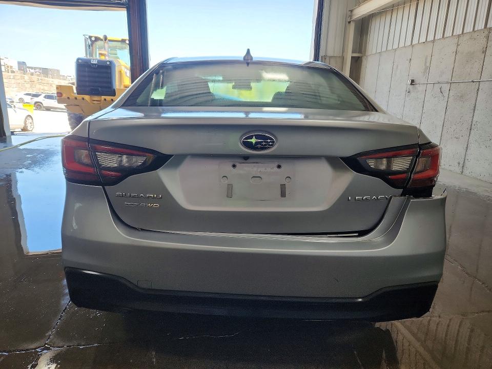 Photo 6 from auction – 2023 SUBARU LEGACY with VIN 4S3BWAC69P3007227