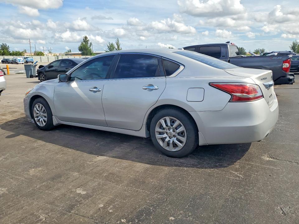 Photo 2 from auction – 2014 NISSAN ALTIMA with VIN 1N4AL3AP8EN388880