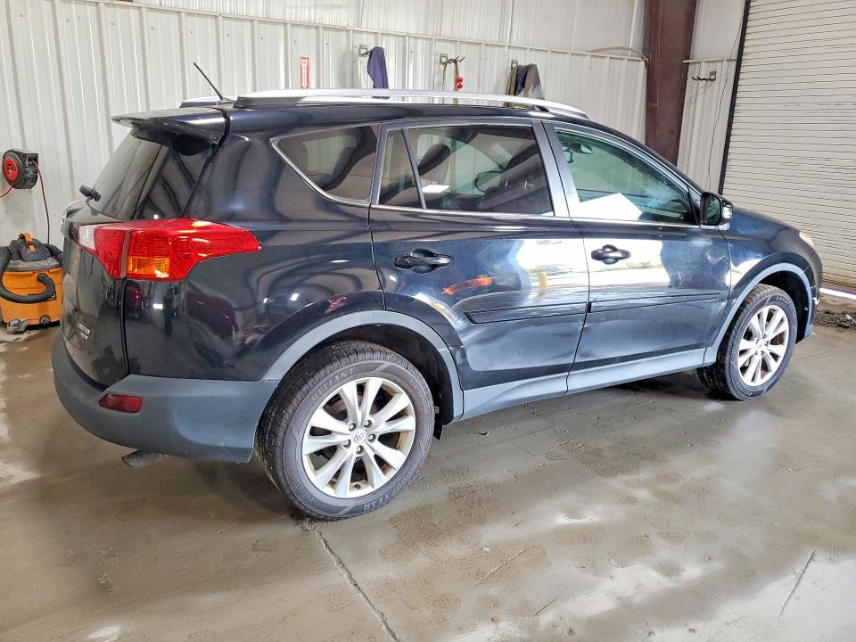 Photo 3 from auction – 2015 TOYOTA RAV4 with VIN 2T3DFREV5FW270578