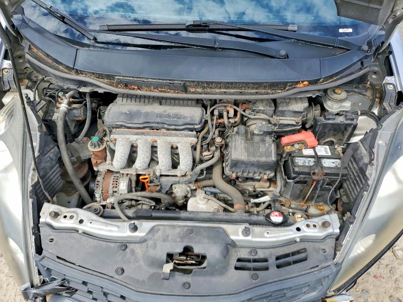 Photo 11 from auction – 2012 HONDA FIT with VIN JHMGE8H59CC038567