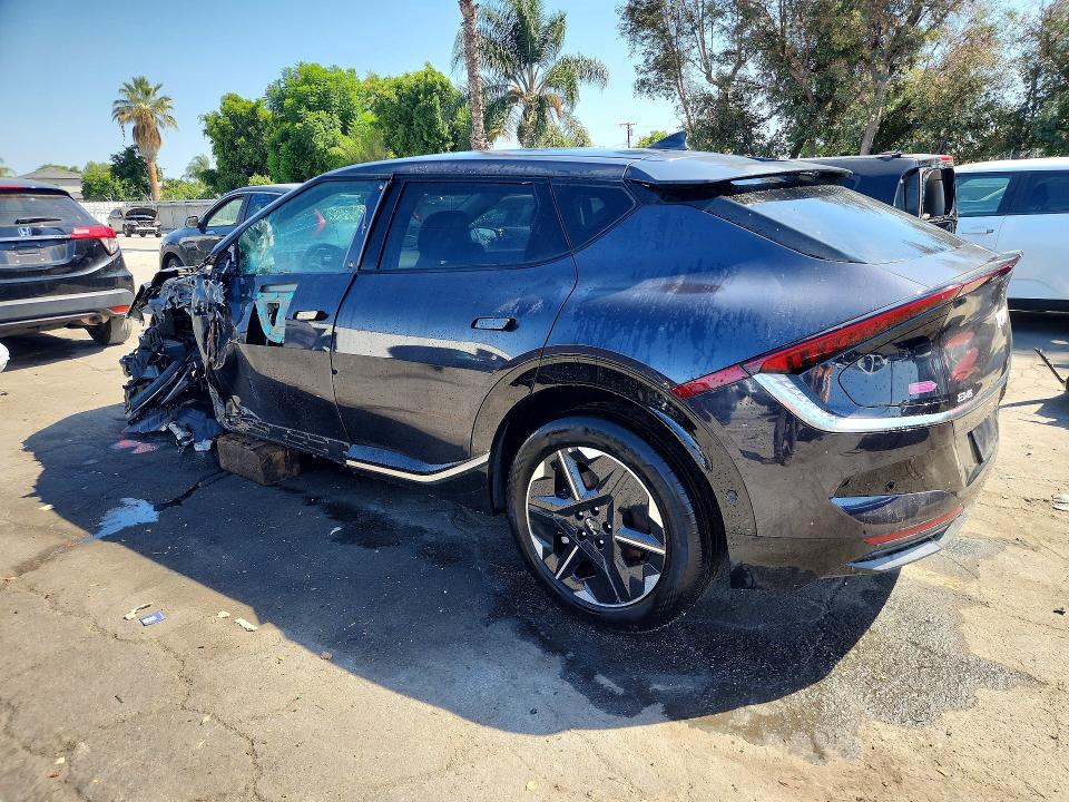 Photo 2 from auction – 2025 KIA EV6 with VIN 5XYC34JA9SG012695
