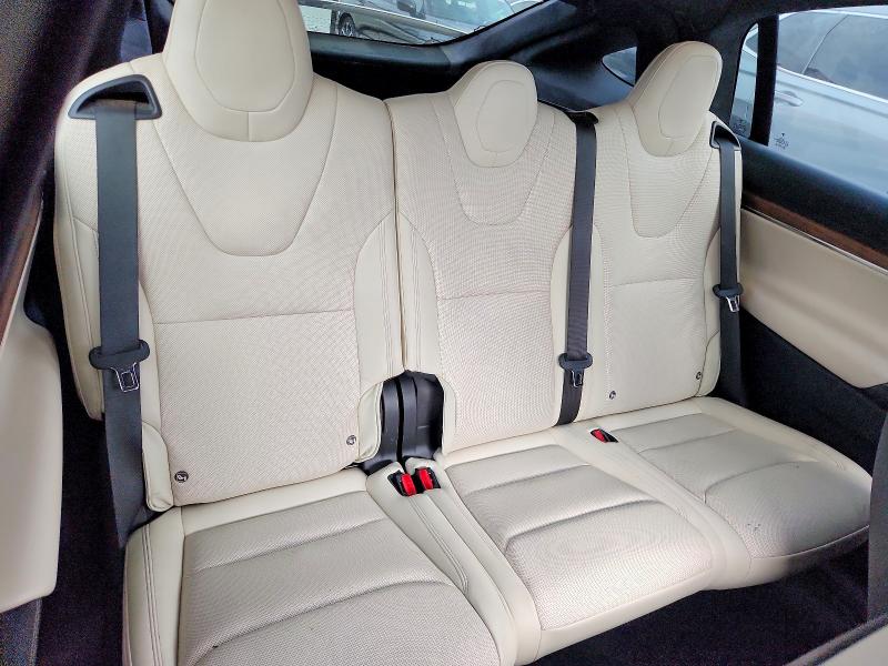 Foto 11 de la subasta – 2025 TESLA MODEL X con VIN 7SAXCDE56SF463608