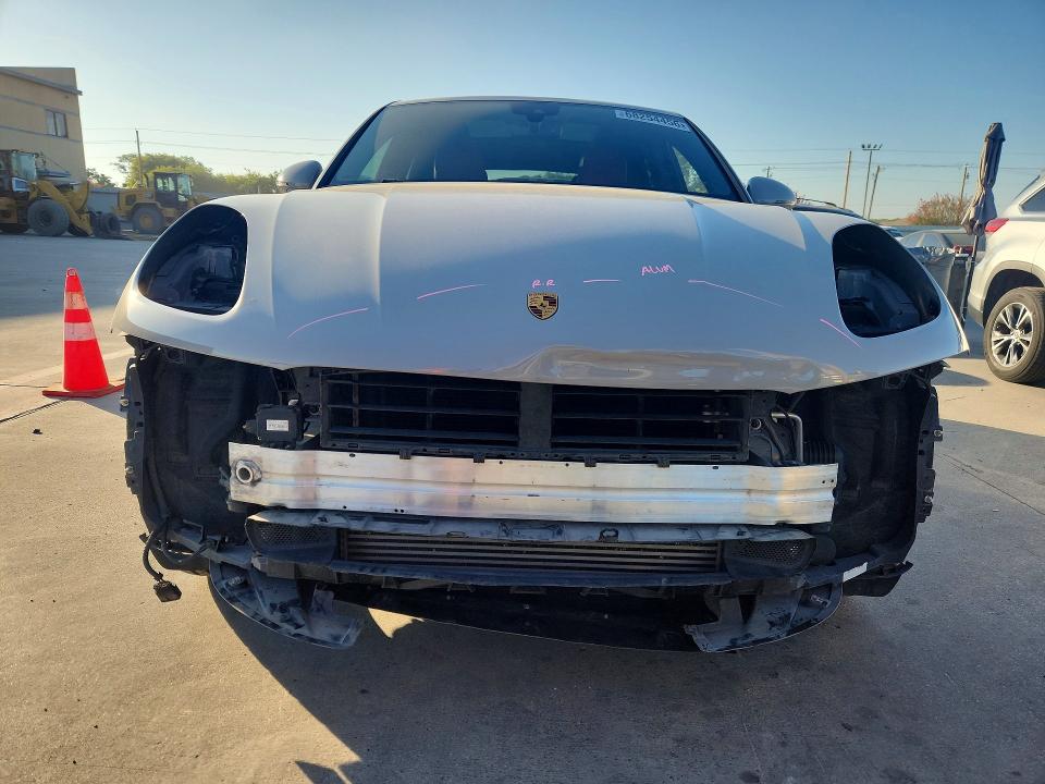 Снимка 5 от търг – 2021 PORSCHE MACAN с VIN WP1AA2A53MLB14858