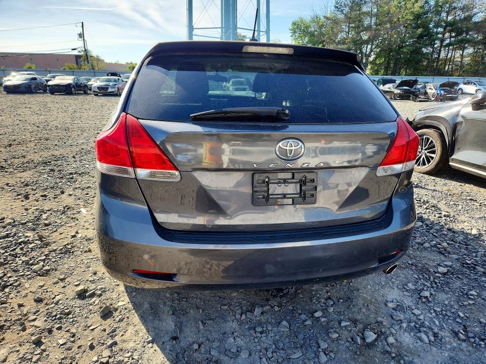 Photo 6 from auction – 2010 TOYOTA VENZA with VIN 4T3ZA3BB8AU037671