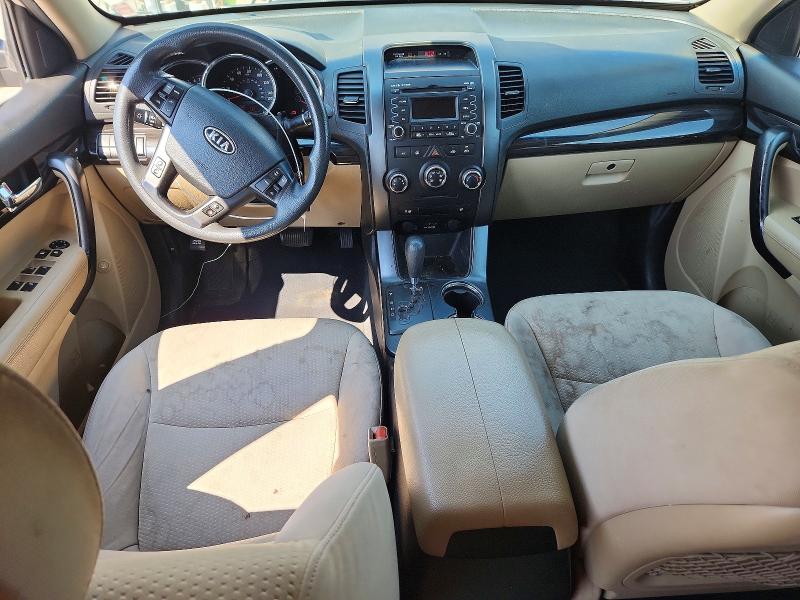 Photo 8 from auction – 2011 KIA SORENTO with VIN 5XYKTDA13BG022943