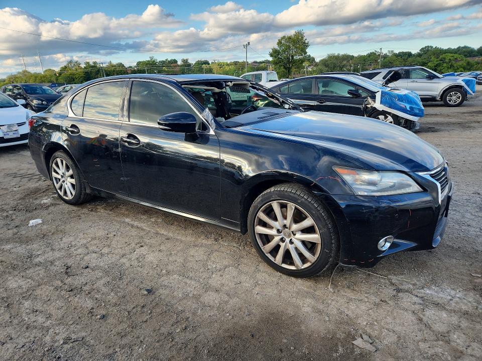 Foto 4 de la subasta – 2013 LEXUS GS con VIN JTHCE1BLXD5003345