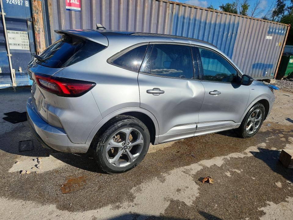 Photo 3 from auction – 2024 FORD ESCAPE with VIN 1FMCU9MN1RUA12266