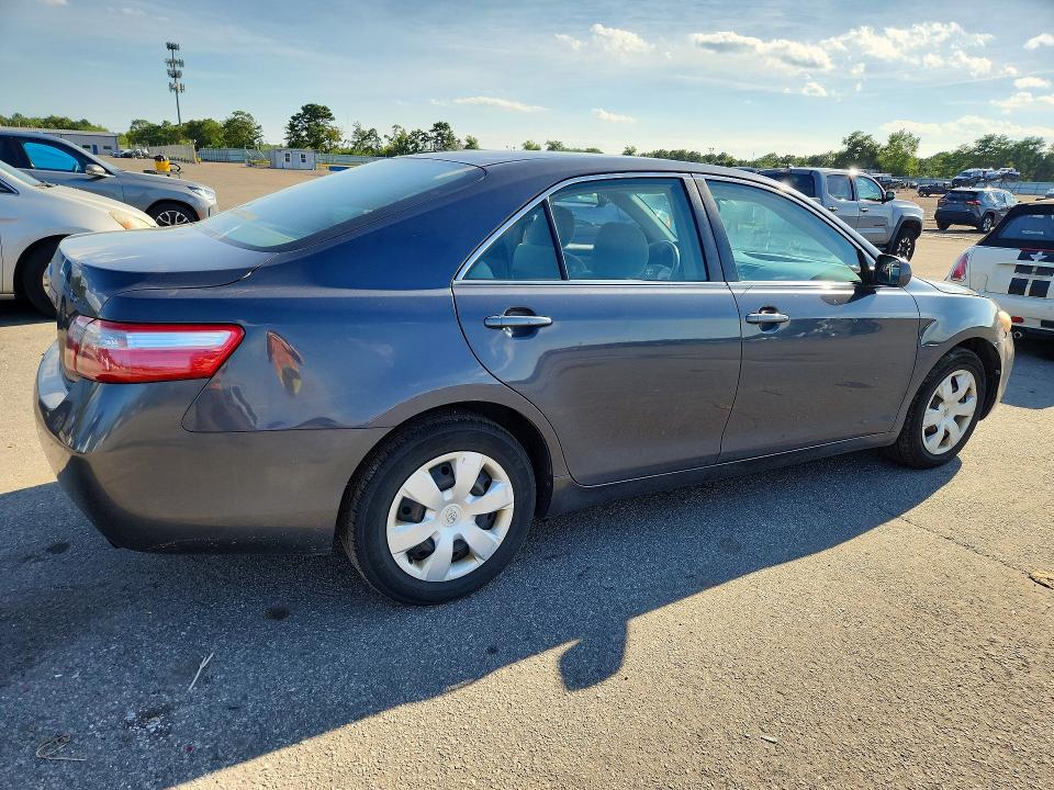 Photo 3 from auction – 2009 TOYOTA CAMRY with VIN 4T1BE46K29U407104