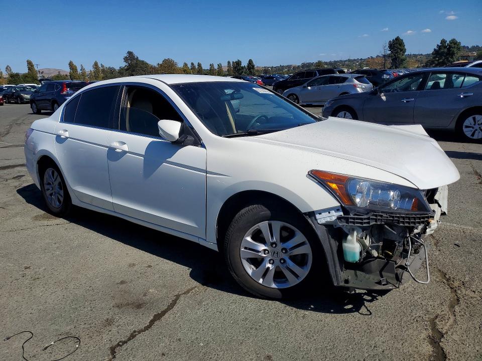 Photo 4 from auction – 2012 HONDA ACCORD with VIN 1HGCP2F63CA183376