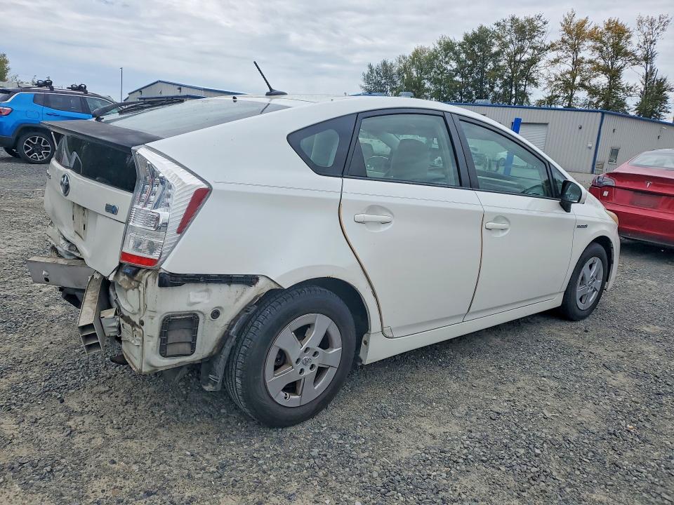 Снимка 3 от търг – 2010 TOYOTA PRIUS с VIN JTDKN3DU0A0022106