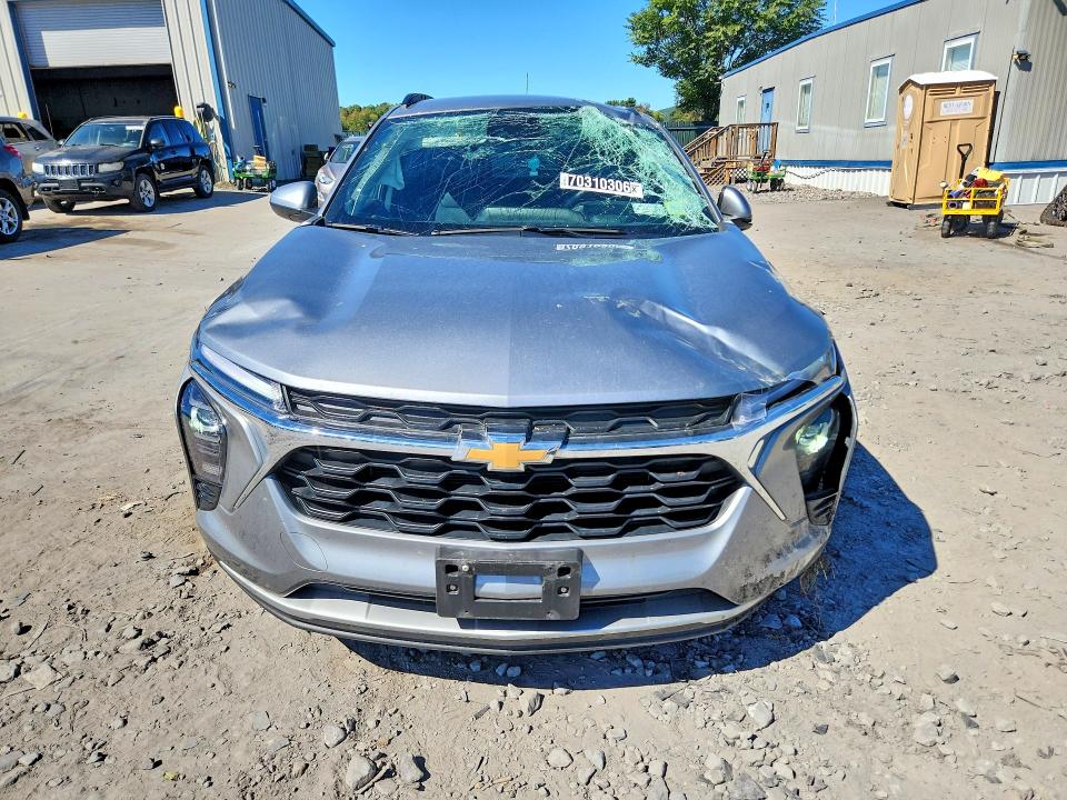 Photo 5 from auction – 2026 CHEVROLET TRAX with VIN KL77LHEPXTC130426