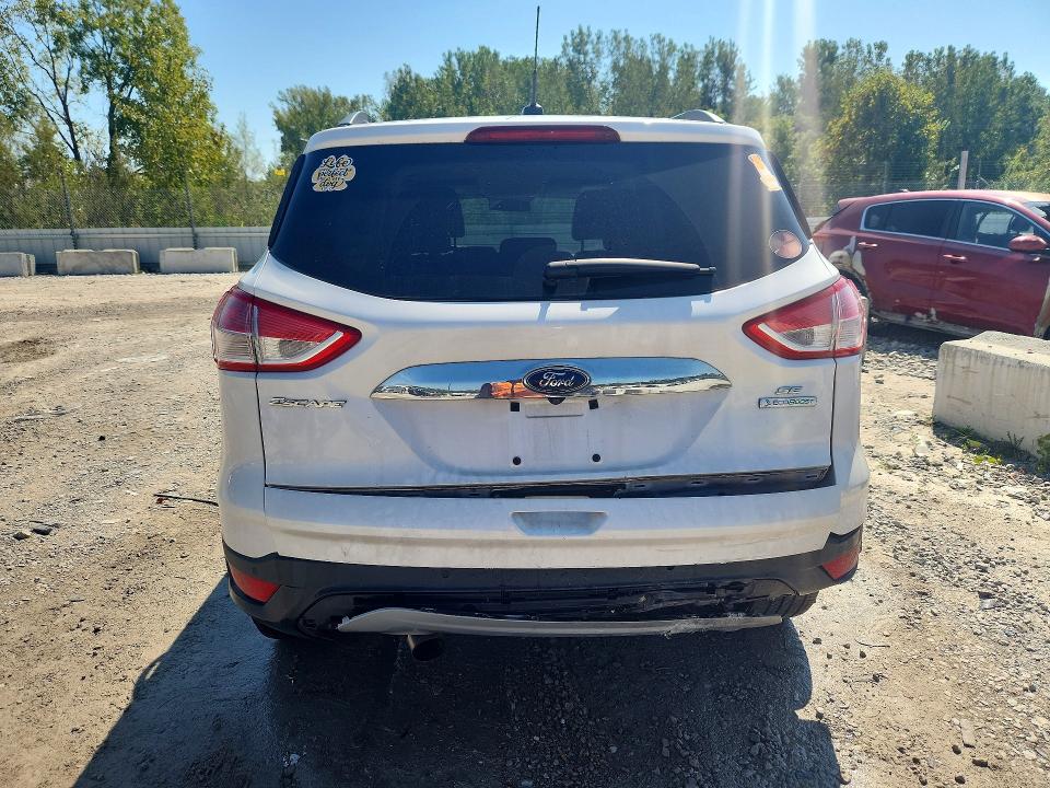 Foto 6 de la subasta – 2015 FORD ESCAPE con VIN 1FMCU0GX2FUC58909